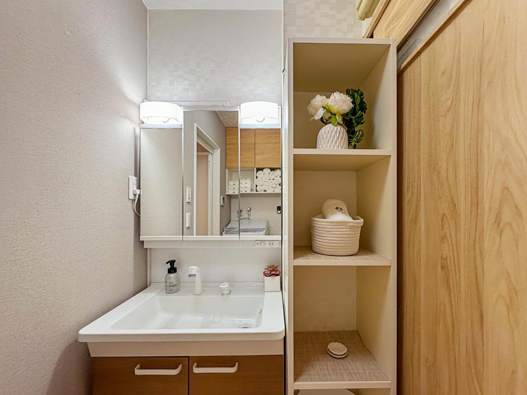 桜の川17 Ueno 5mins Ueno Zoo Three Storey Detached House Then 13 People * Tóquio